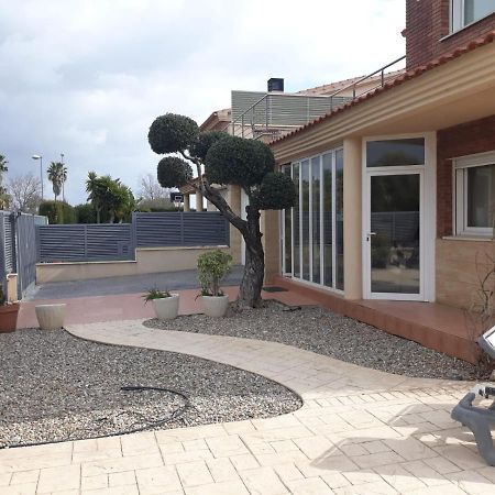 Villa Flor Cambrils Bagian luar foto