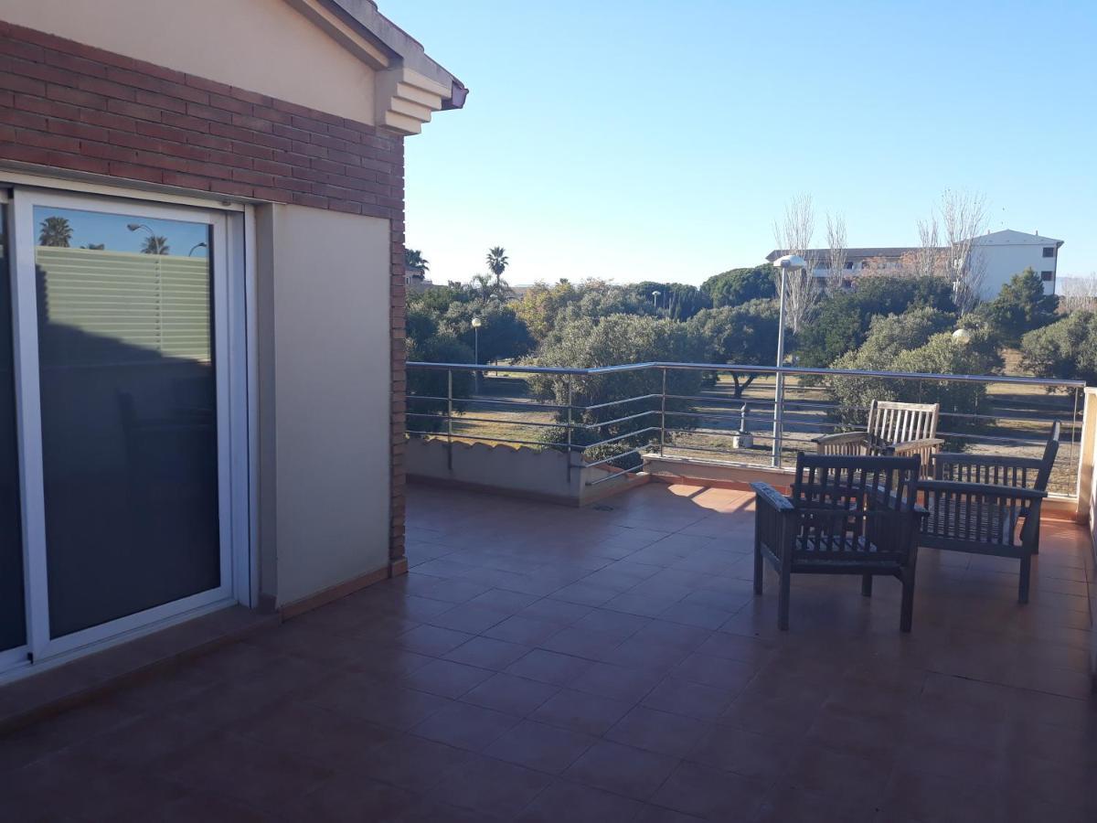 Villa Flor Cambrils Bagian luar foto